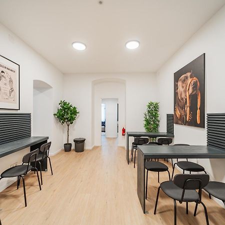 Chic Central City Rooms By Home2 فيينا المظهر الخارجي الصورة